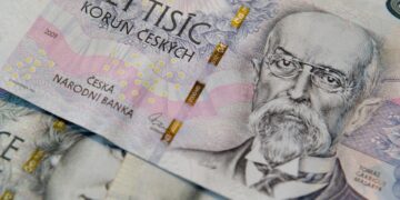 US Regional Banks Face Investor Jitters Amid Credit Concerns and Earnings Reports