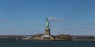 Record Immigration Surge: What It Means for America’s Future in 2023