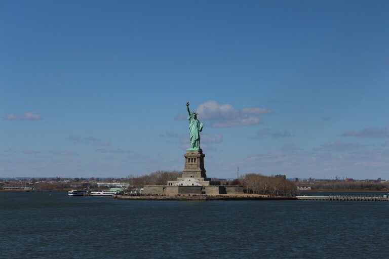 Record Immigration Surge: What It Means for America’s Future in 2023