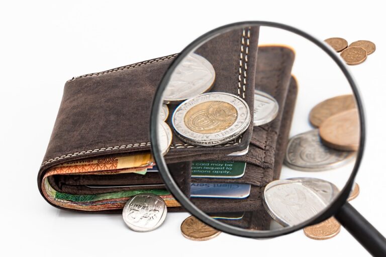 – The intraday high is 303.7 USD and the intraday low is 297.27 USD.