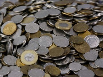 How Today’s Rising Interest Rates Impact Your Home Financing Options